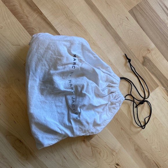 Marc by Marc Jacobs Classic Q Lil Ukita Hobo - Picture 4 of 5